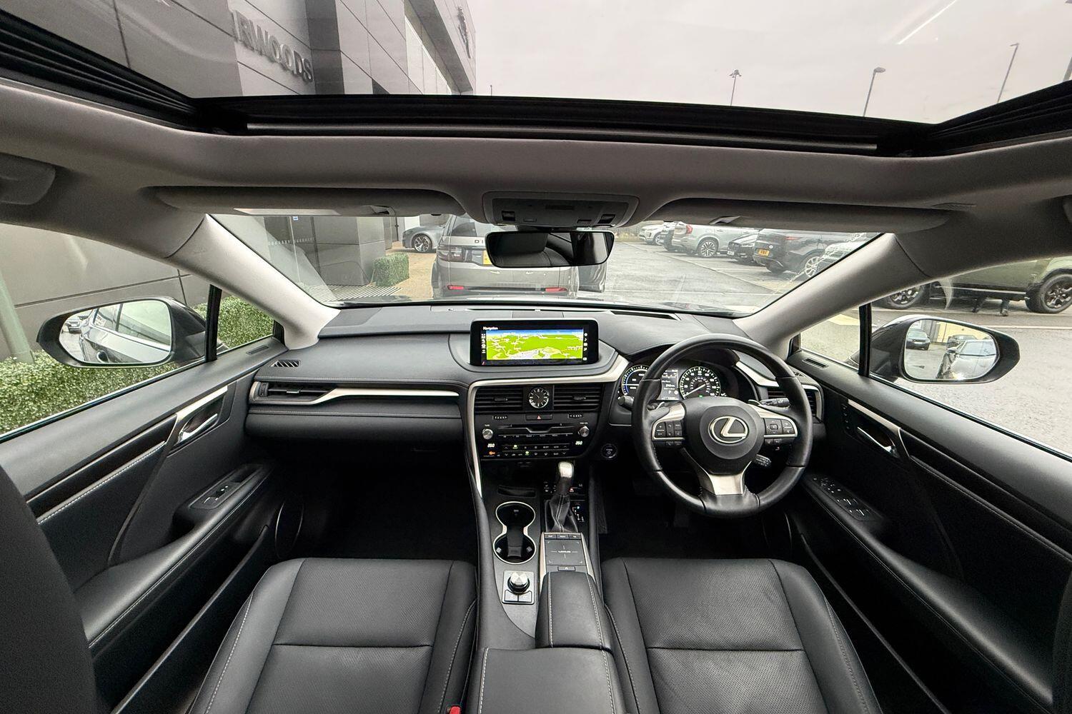 Used Lexus RX 2022 for sale - 76886622: Photo 3