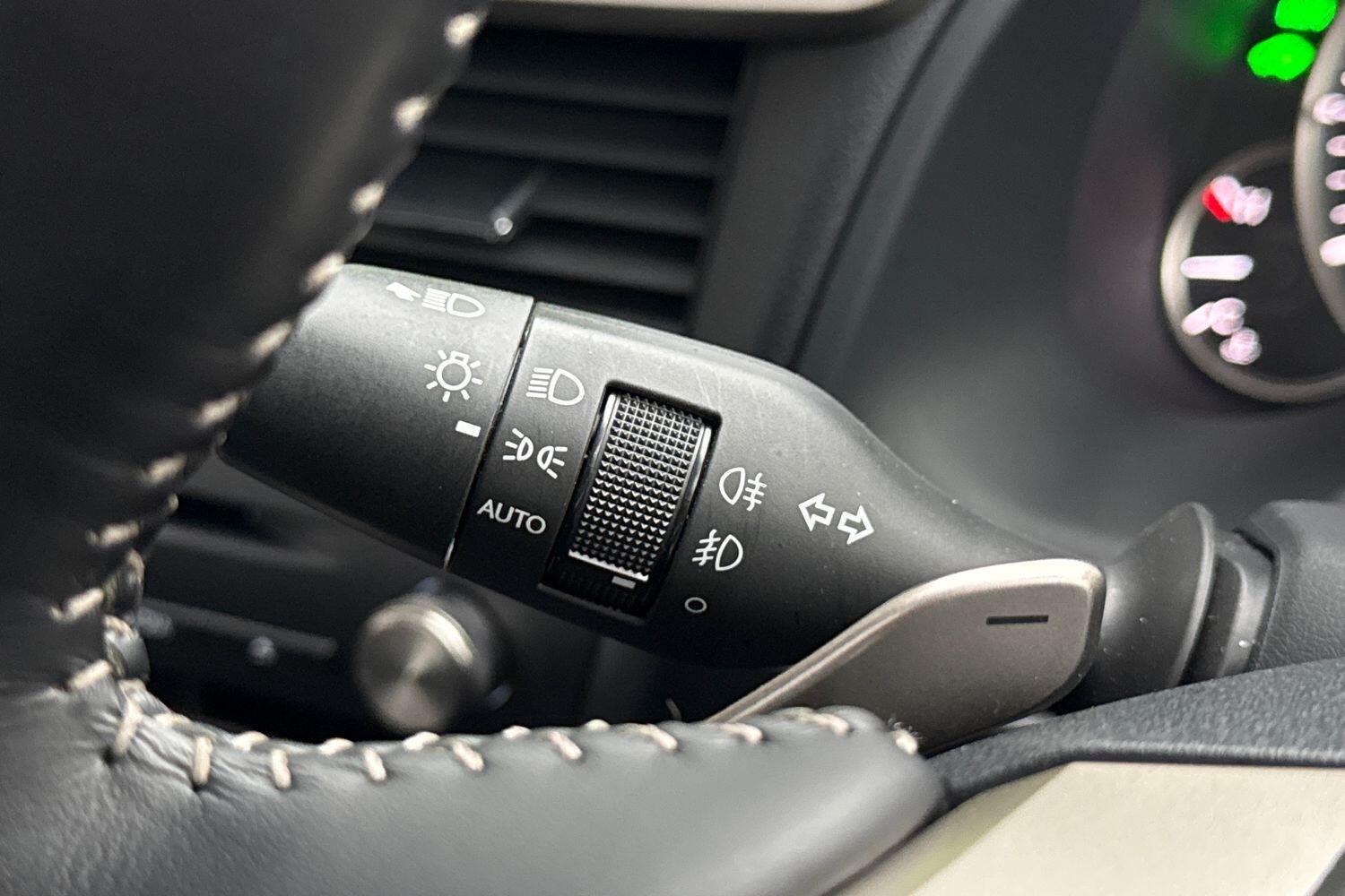 Used Lexus RX 2022 for sale - 76886622: Photo 32