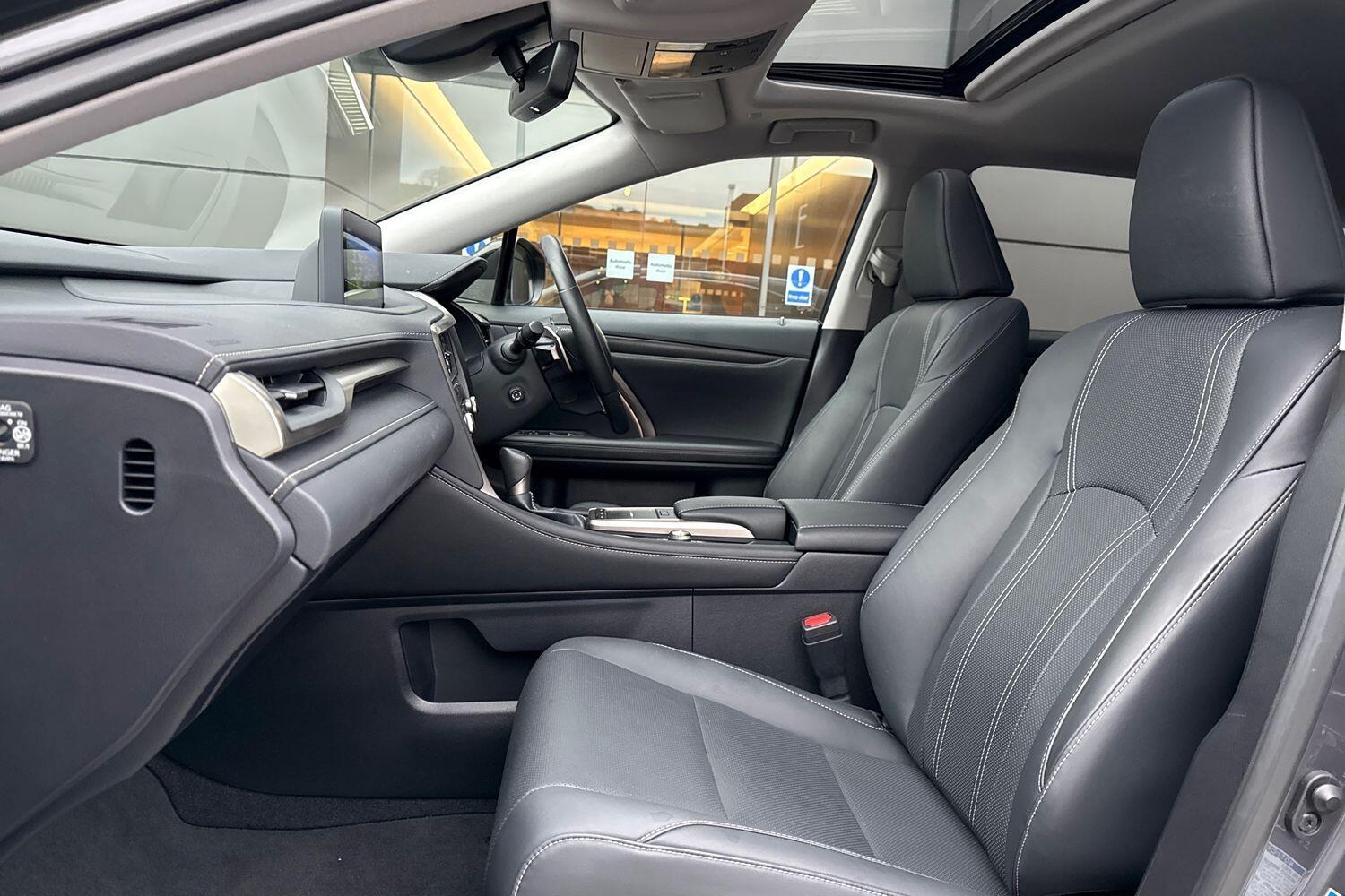 Used Lexus RX 2022 for sale - 76886622: Photo 55