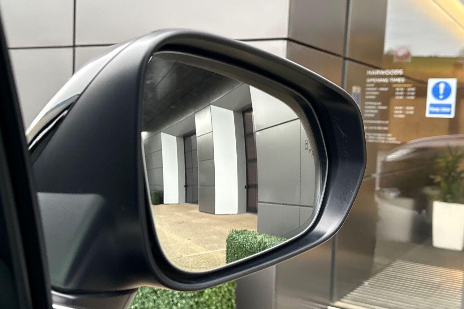 Used Lexus RX 2022 for sale - 76886622: Photo 8