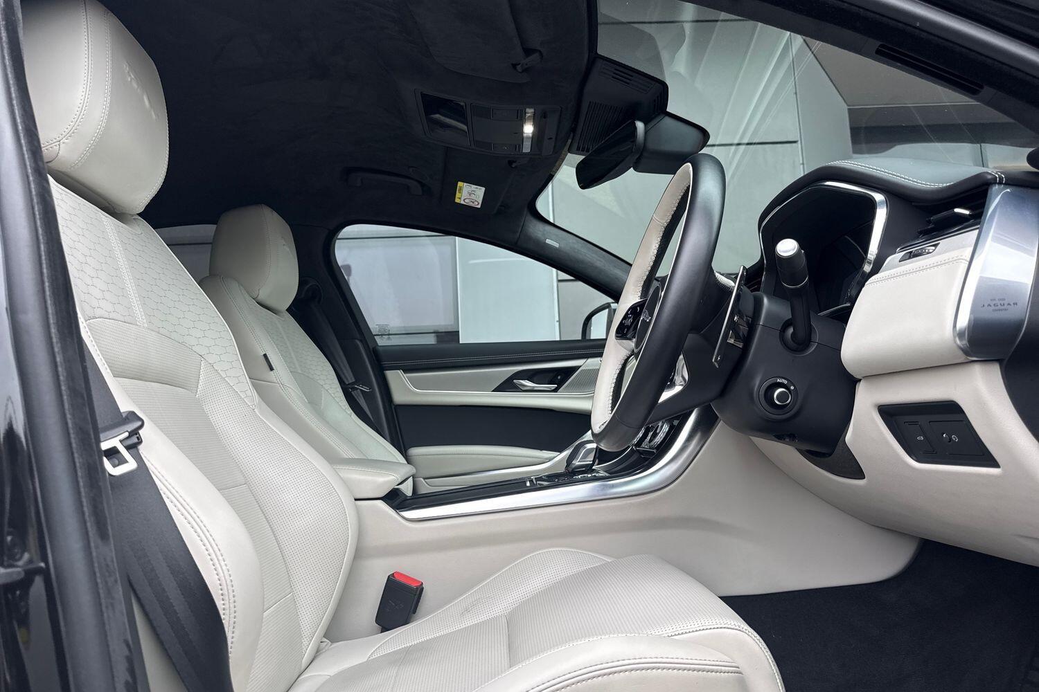 Used Jaguar XF 2024 for sale - 76200486: Photo 17