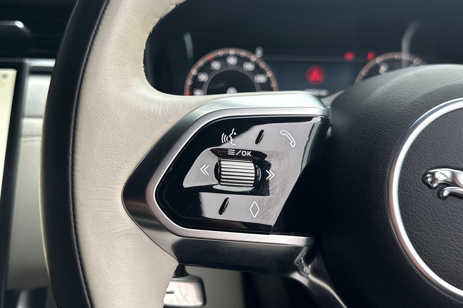 Used Jaguar XF 2024 for sale - 76200486: Photo 30