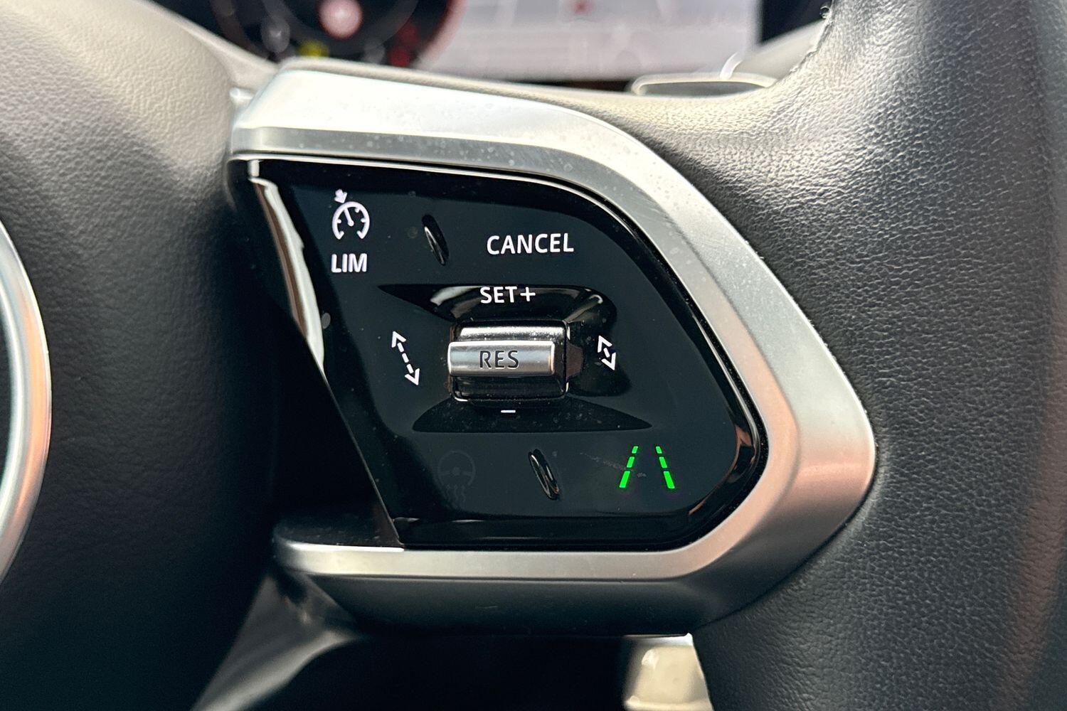 Used Jaguar E-Pace 2023 for sale - 76913019: Photo 32