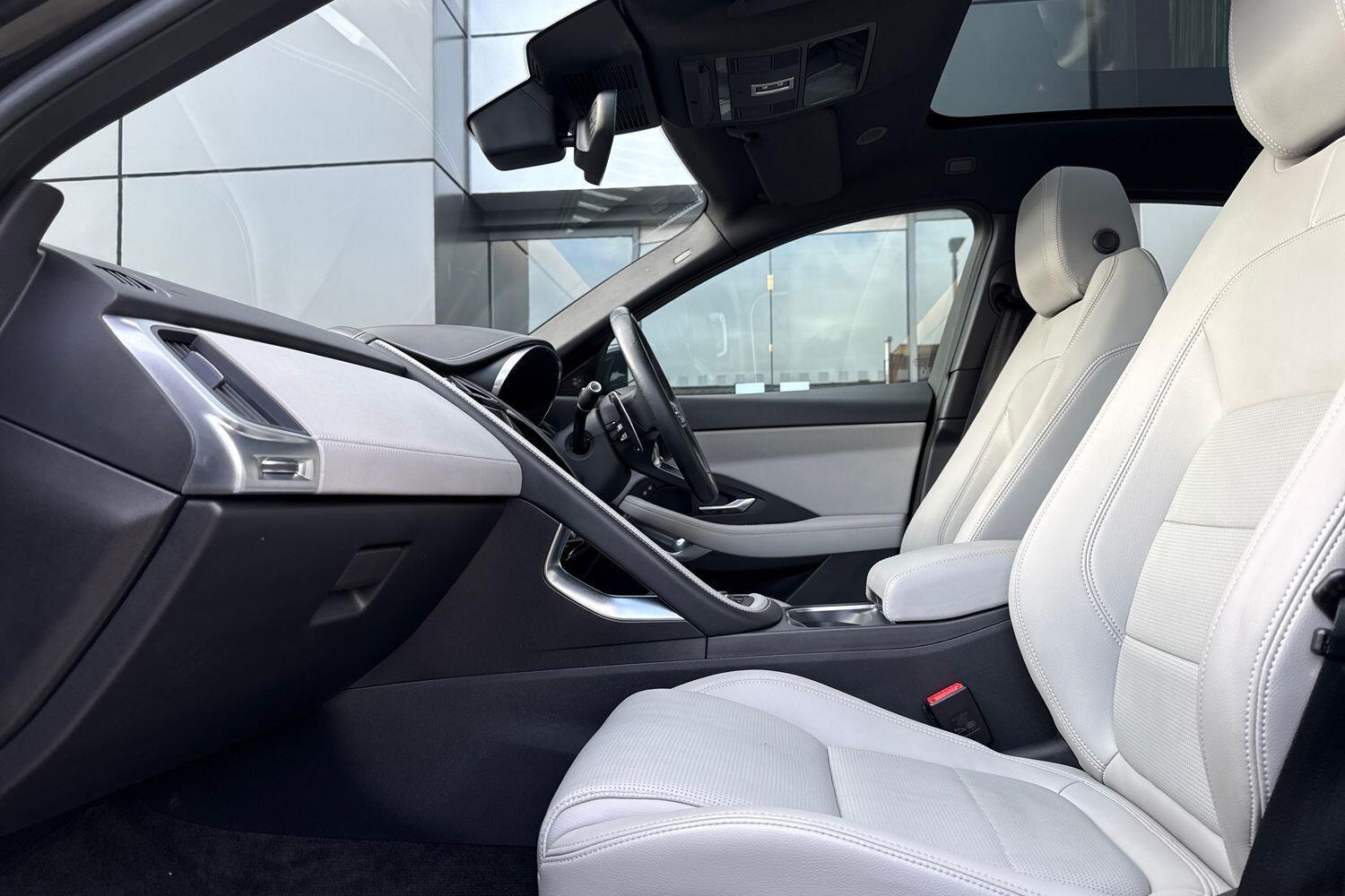 Used Jaguar E-Pace 2023 for sale - 76913019: Photo 50