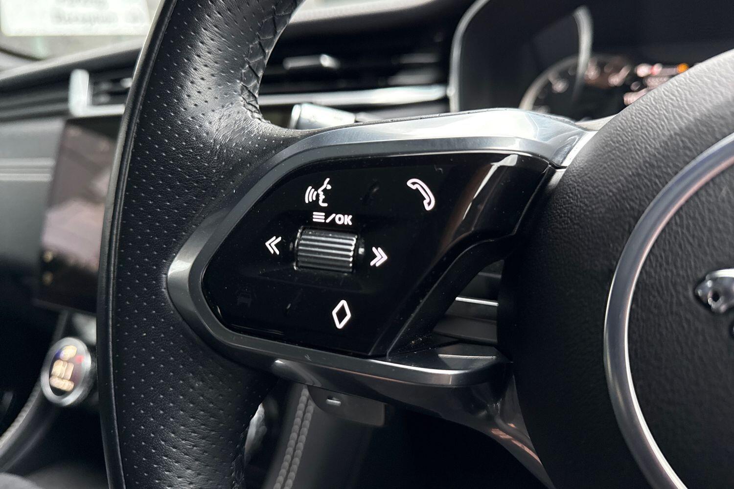 Used Jaguar F-Pace for sale - 77191223: Photo 31