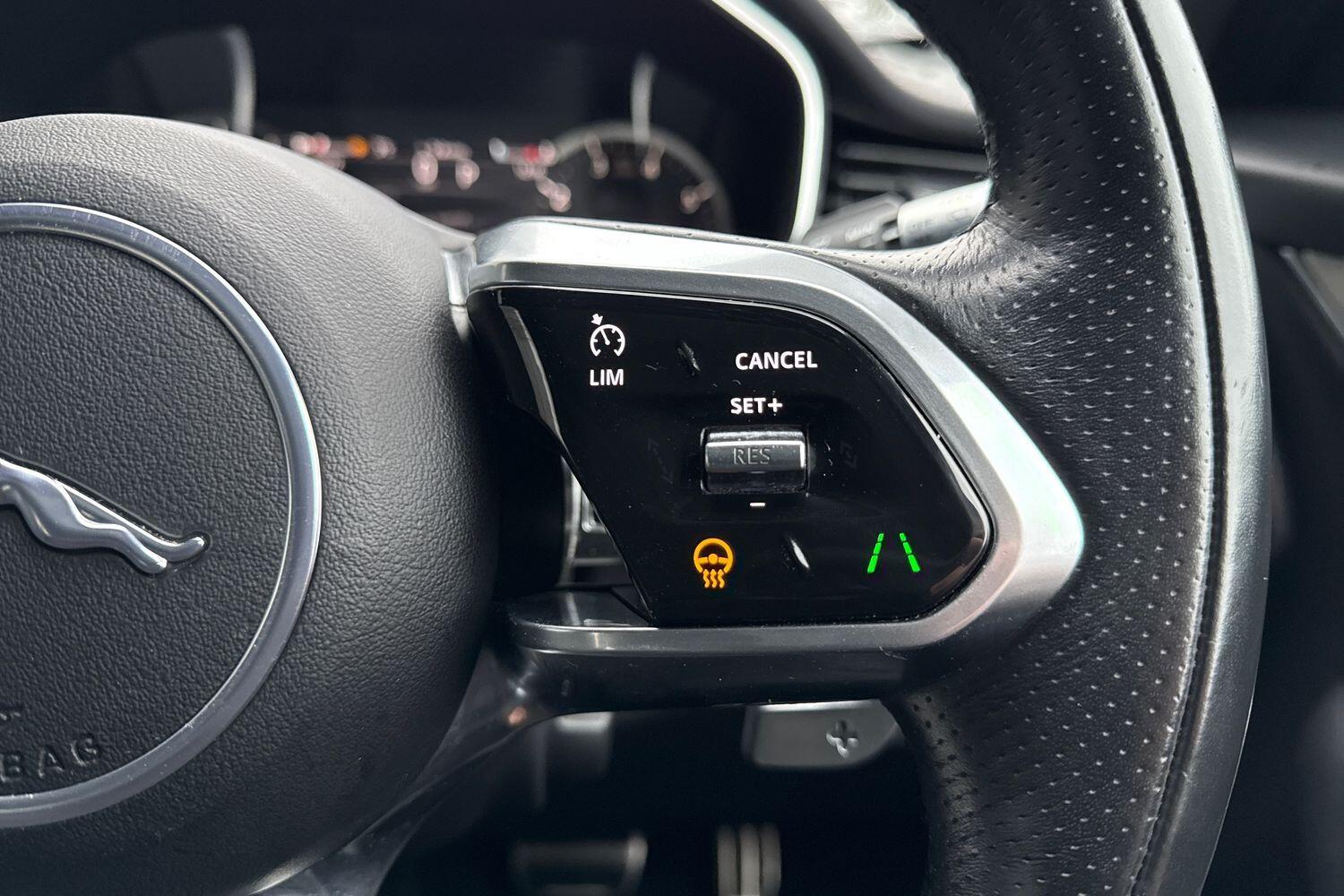 Used Jaguar F-Pace for sale - 77191223: Photo 32