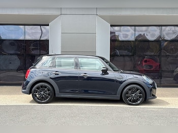 Used MINI Hatch 2024 for sale - 75493992: Photo