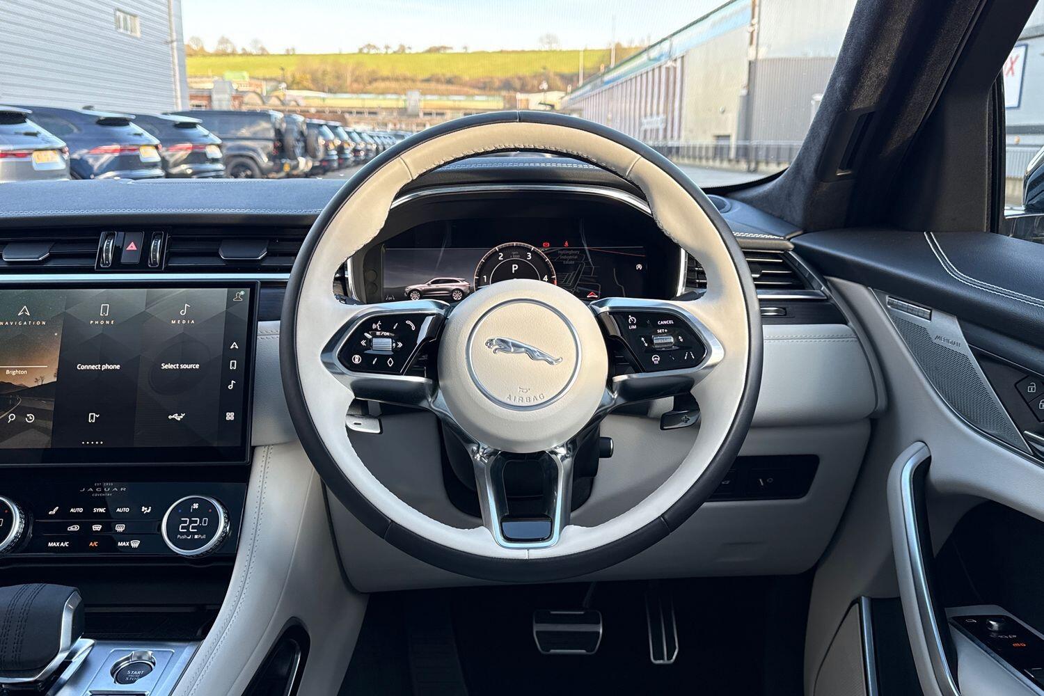 Used Jaguar F-Pace 2024 for sale - 77377523: Photo 41