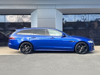 Used Jaguar XF 2019 for sale - 75866900: Photo