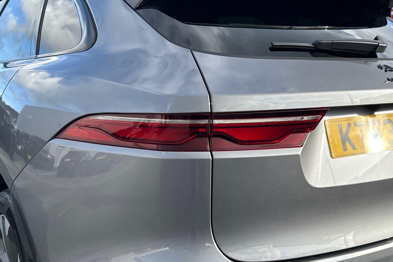 Used Jaguar F-Pace 2023 for sale - 77358850: Photo 47