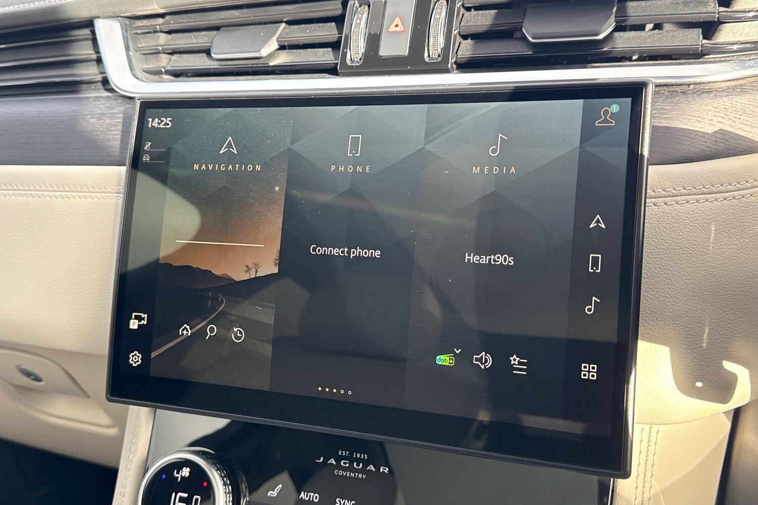 Used Jaguar F-Pace 2023 for sale - 77358850: Photo 61