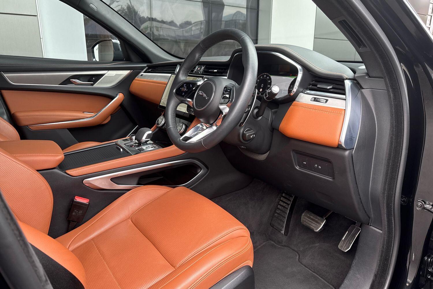 Used Jaguar F-Pace 2023 for sale - 76159151: Photo 18