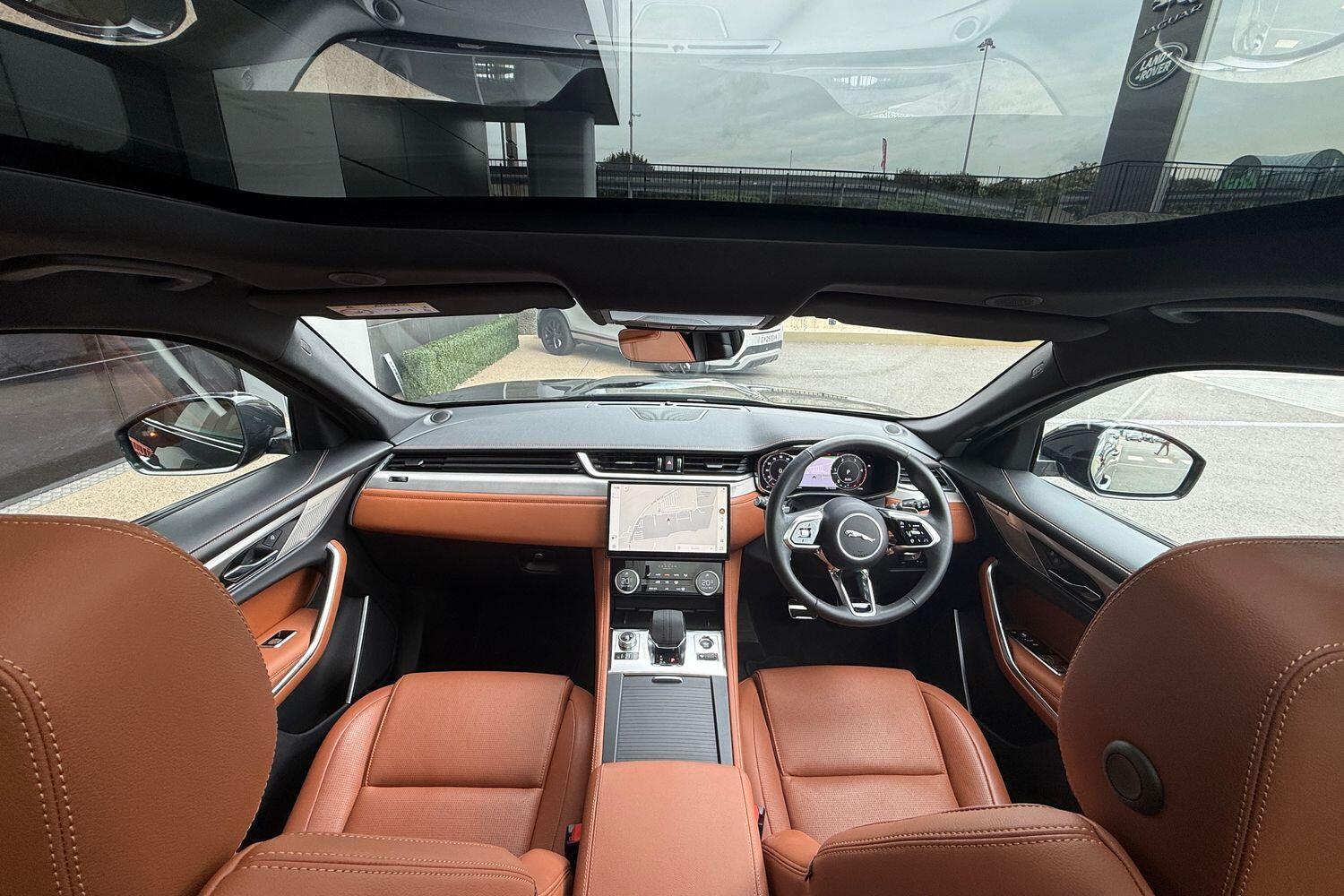 Used Jaguar F-Pace 2023 for sale - 76159151: Photo 3