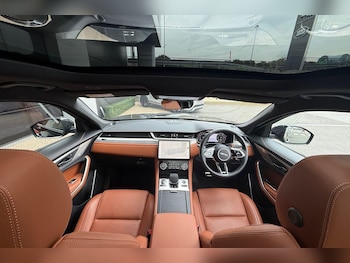Used Jaguar F-Pace 2023 for sale - 76159151: Photo 3