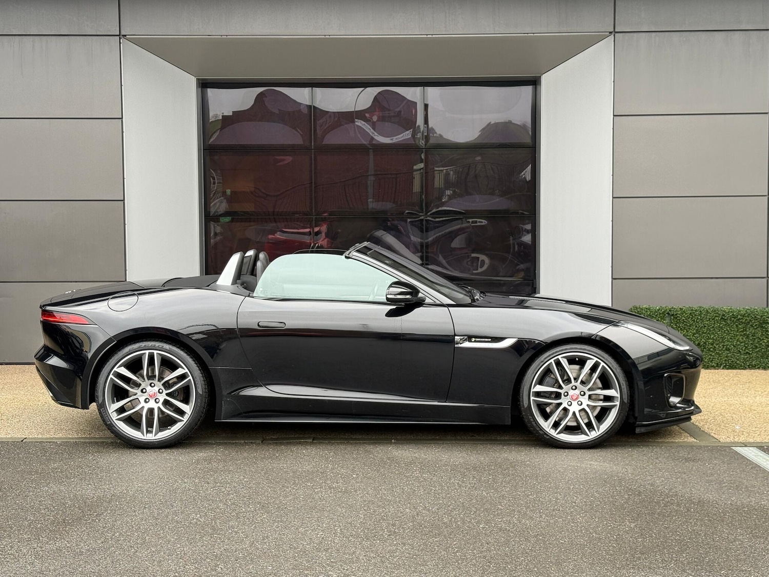 Used Jaguar F-Type 2020 for sale - 77523542: Photo 3