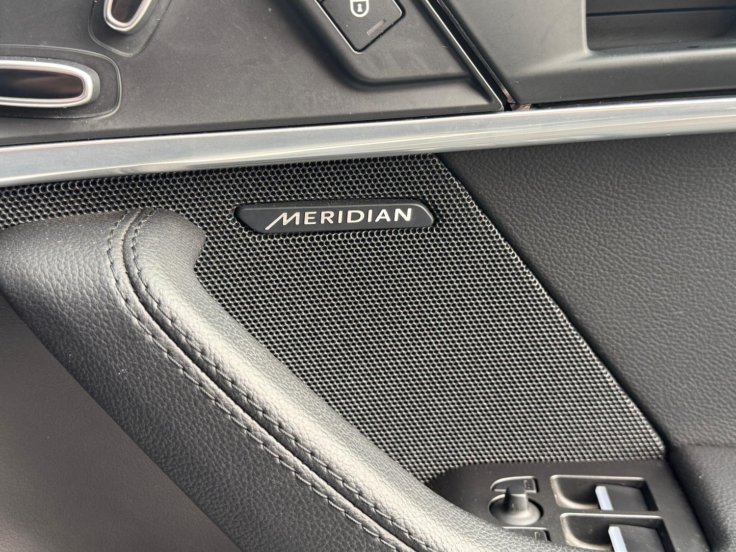 Used Jaguar F-Type 2020 for sale - 77523542: Photo 32