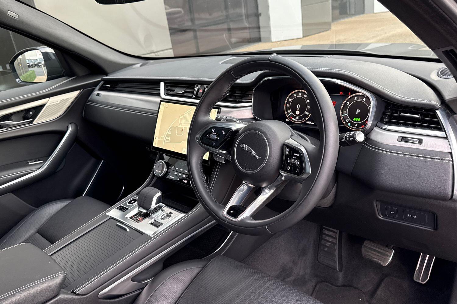 Used Jaguar F-Pace 2023 for sale - 76561321: Photo 19