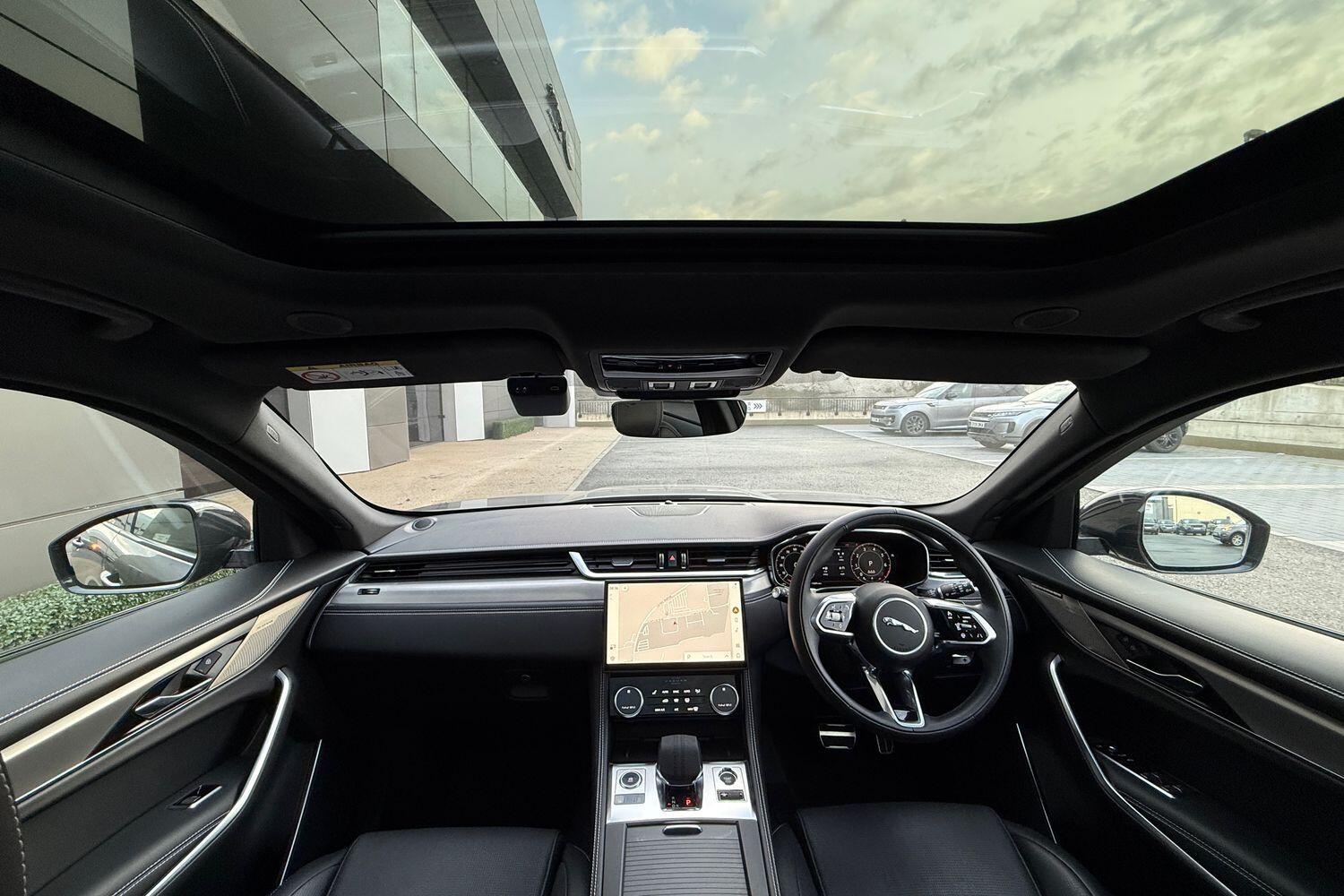 Used Jaguar F-Pace 2023 for sale - 76561321: Photo 3