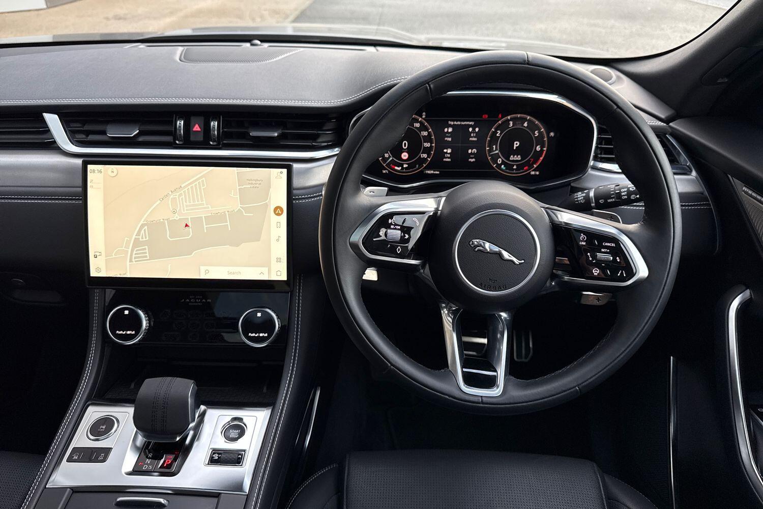 Used Jaguar F-Pace 2023 for sale - 76561321: Photo 30