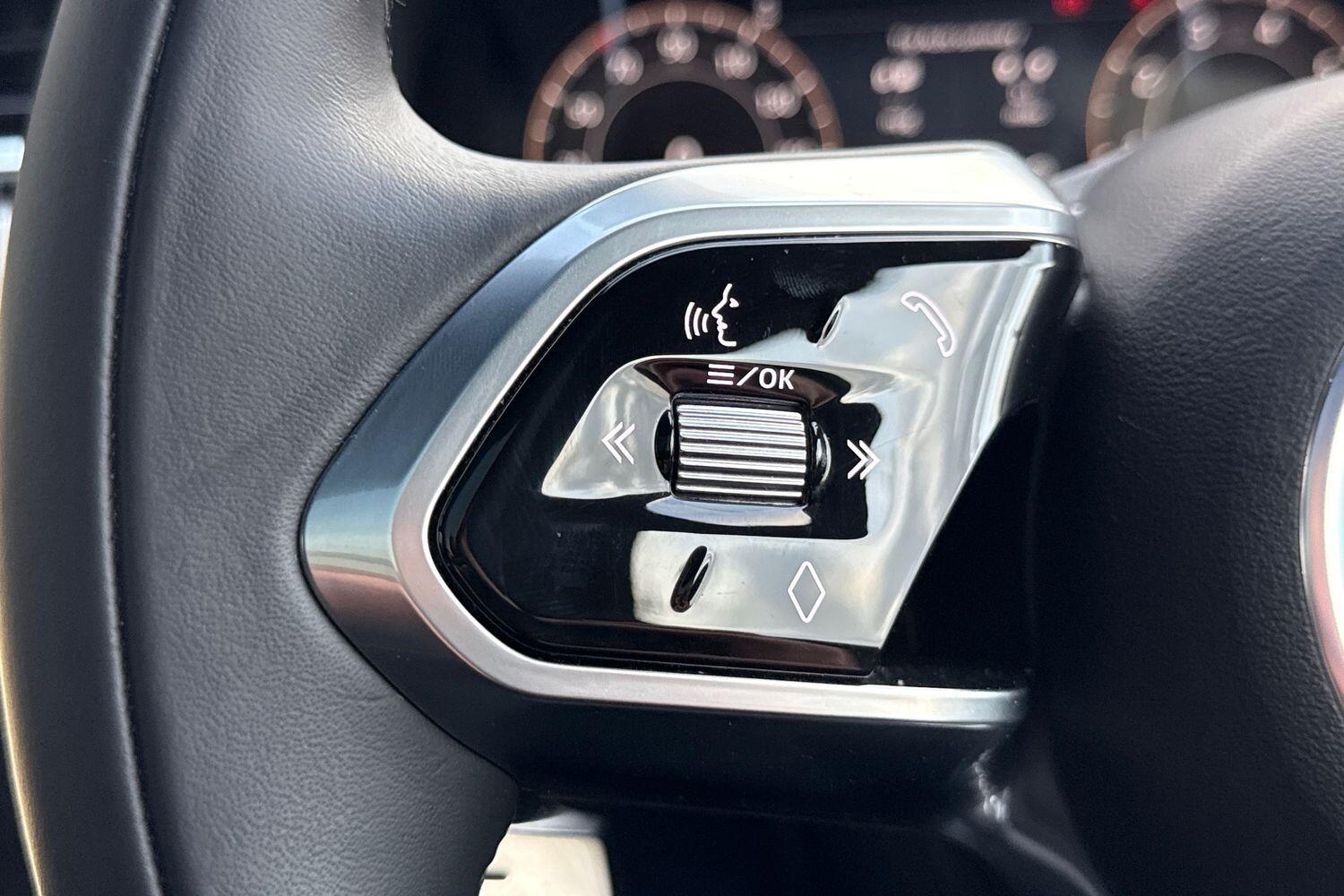 Used Jaguar F-Pace 2023 for sale - 76561321: Photo 33