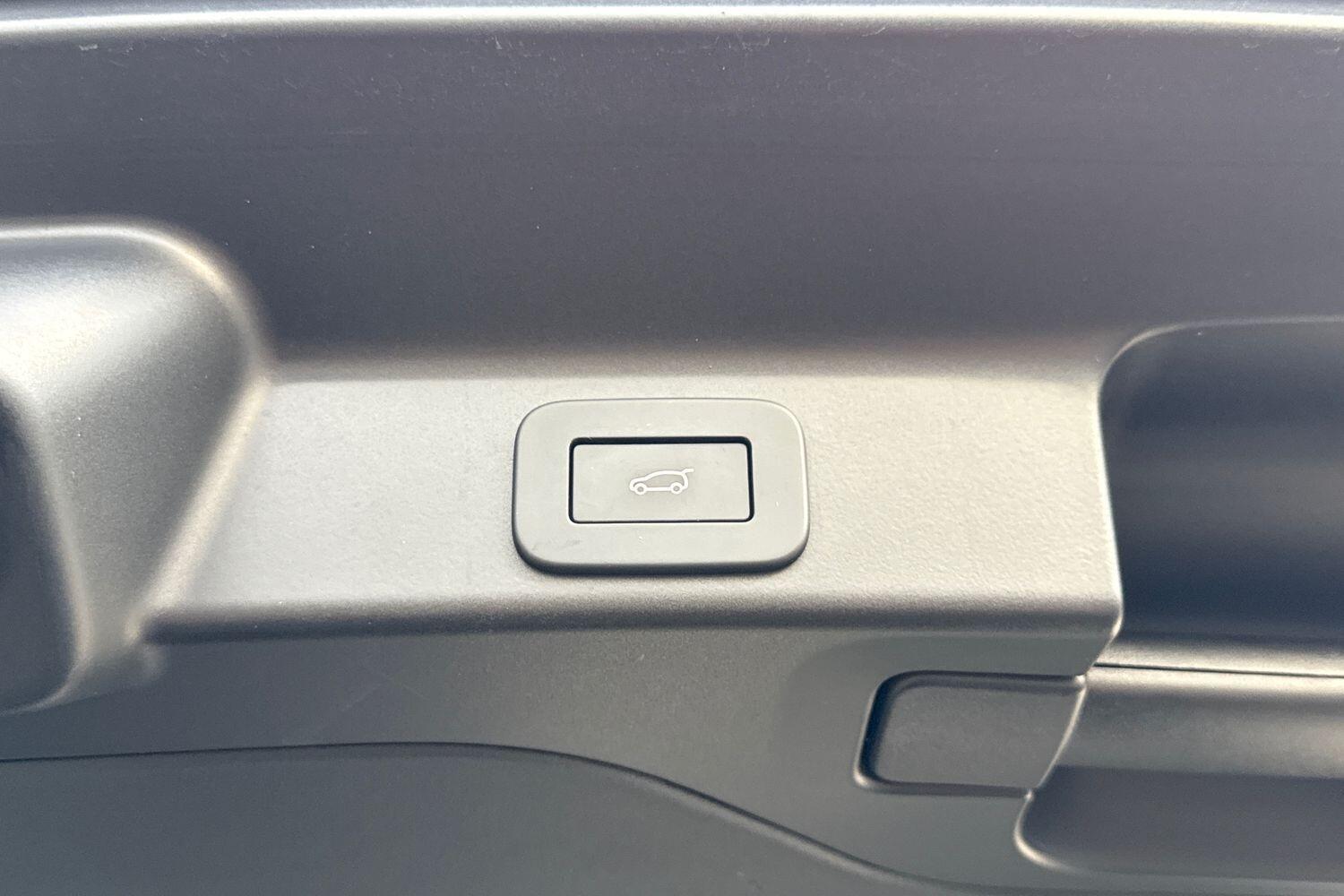 Used Jaguar F-Pace 2023 for sale - 76561321: Photo 47