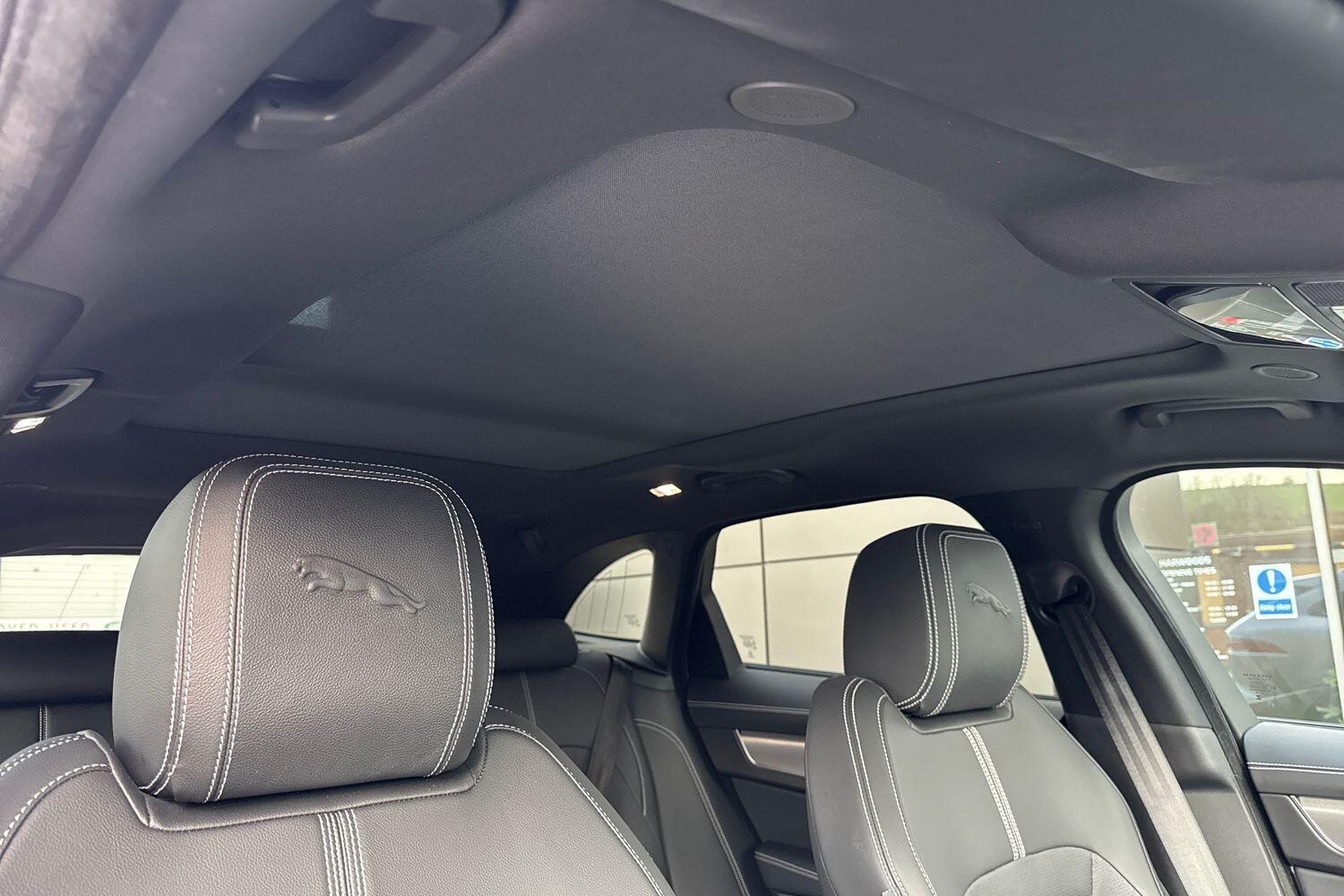 Used Jaguar F-Pace 2023 for sale - 76561321: Photo 9