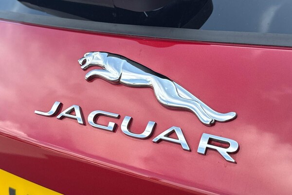 Used Jaguar F-Pace 2021 for sale - 75258529: Photo 37