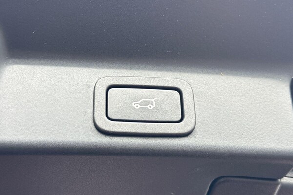 Used Jaguar F-Pace 2021 for sale - 75258529: Photo 52