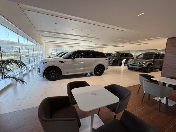 Used Jaguar F-Pace 2021 for sale - 75258529: Photo 80