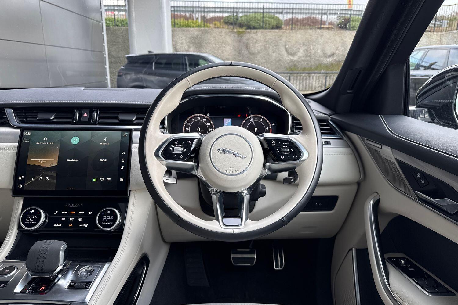 Used Jaguar F-Pace 2023 for sale - 77387492: Photo 42