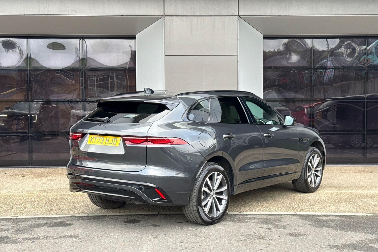 Used Jaguar F-Pace 2023 for sale - 77387492: Photo 6