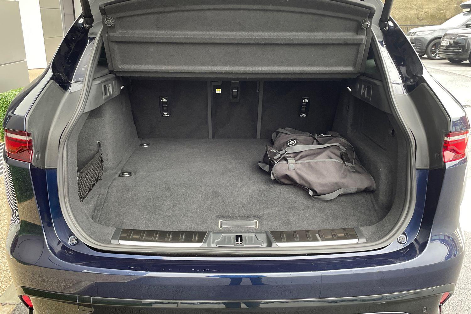 Used Jaguar F-Pace 2023 for sale - 76645793: Photo 33