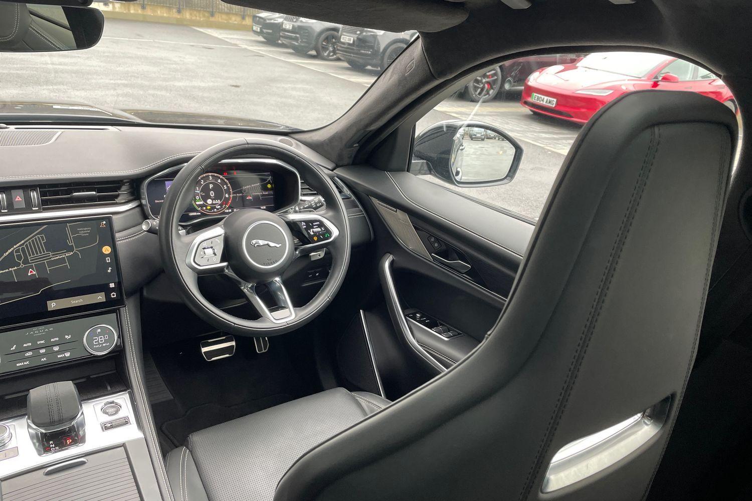 Used Jaguar F-Pace 2023 for sale - 76645793: Photo 44