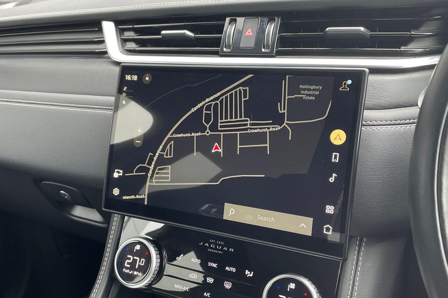 Used Jaguar F-Pace 2023 for sale - 76645793: Photo 5