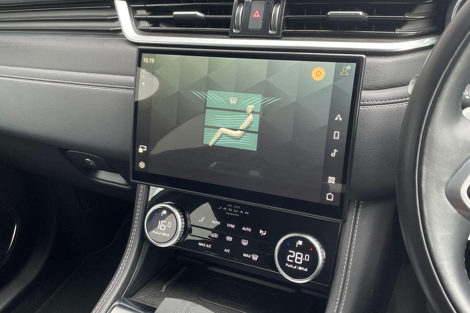 Used Jaguar F-Pace 2023 for sale - 76645793: Photo 57