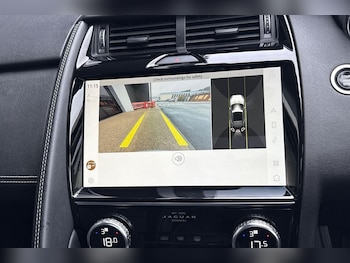 Used Jaguar E-Pace 2023 for sale - 76012109: Photo
