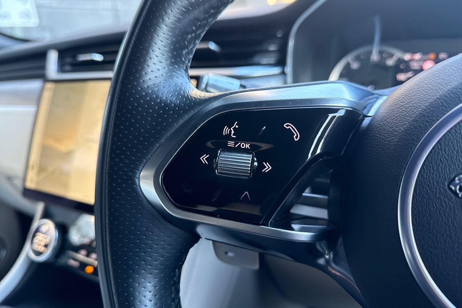 Used Jaguar F-Pace 2022 for sale - 77496972: Photo 43