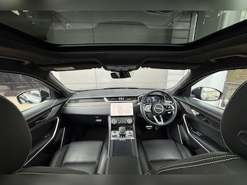 Used Jaguar F-Pace 2022 for sale - 75728544: Photo