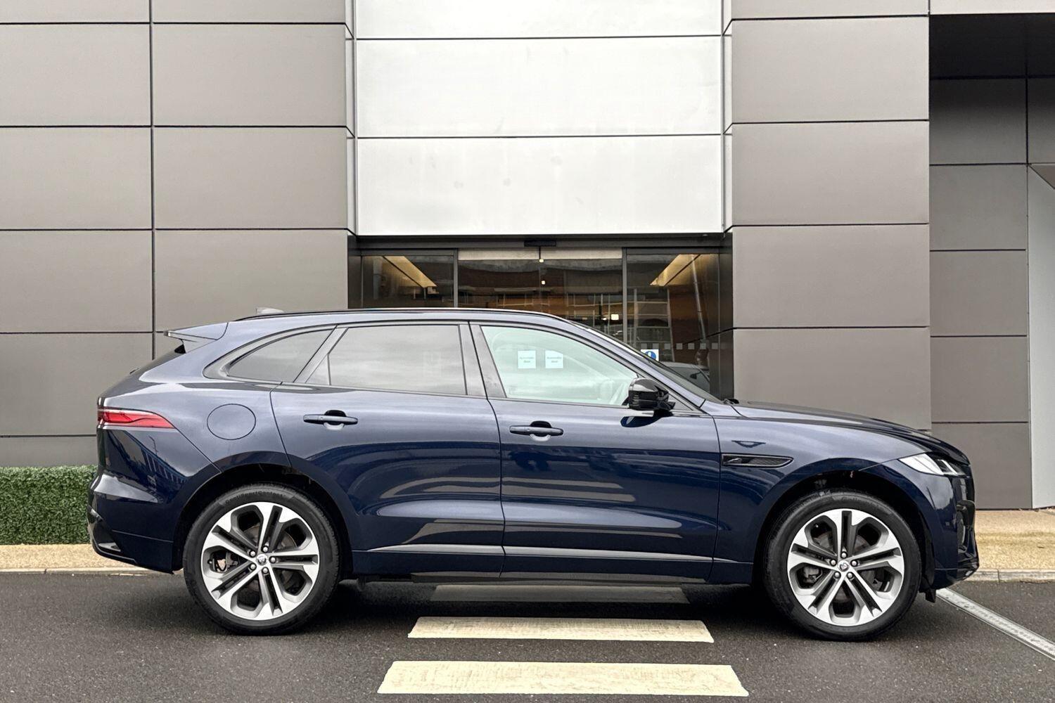 Used Jaguar F-Pace 2024 for sale - 76573615: Photo 2