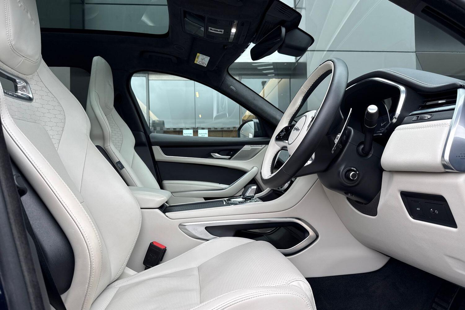 Used Jaguar F-Pace 2024 for sale - 76573615: Photo 21