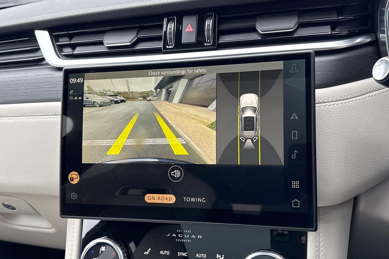 Used Jaguar F-Pace 2024 for sale - 76573615: Photo 4