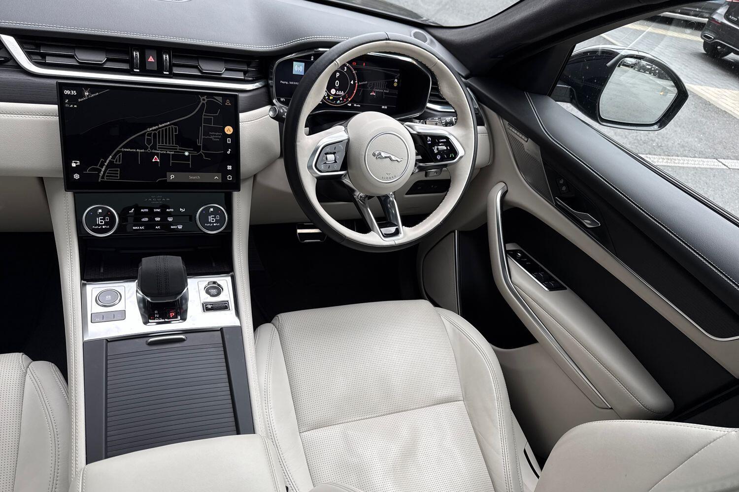 Used Jaguar F-Pace 2024 for sale - 76573615: Photo 49