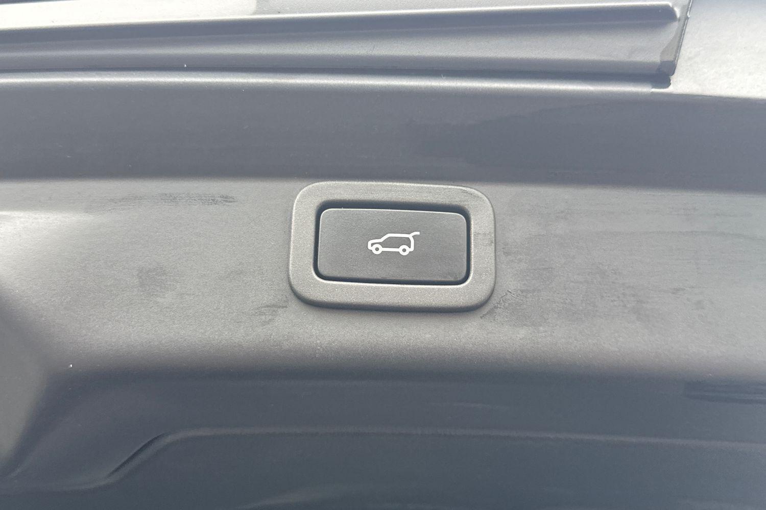 Vehicle 33