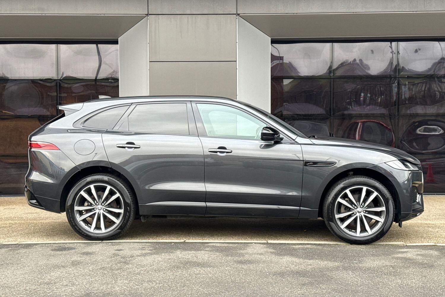 Used Jaguar F-Pace 2023 for sale - 77377470: Photo 2