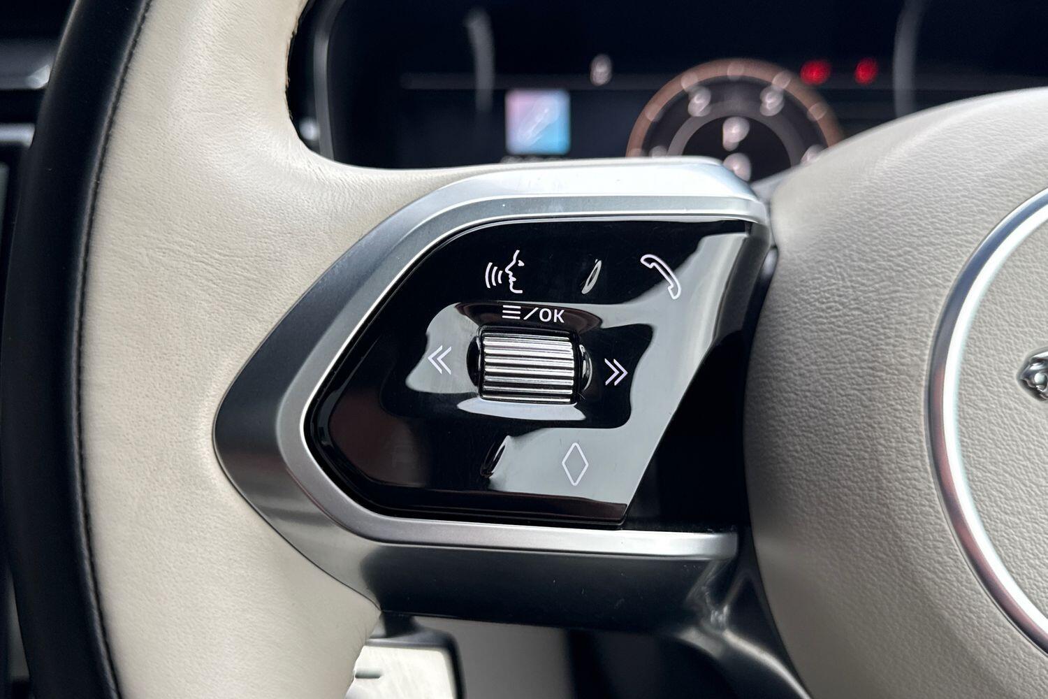 Used Jaguar F-Pace 2023 for sale - 77377470: Photo 36