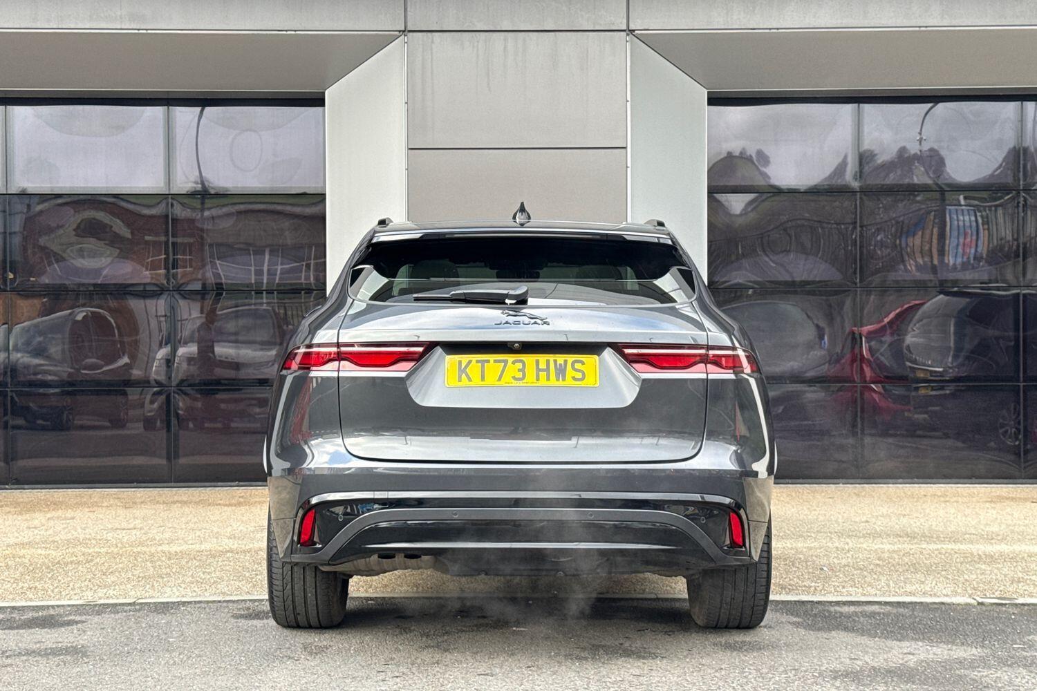 Used Jaguar F-Pace 2023 for sale - 77377470: Photo 8