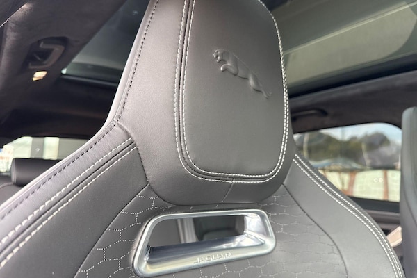 Used Jaguar F-Pace 2023 for sale - 75531598: Photo 14