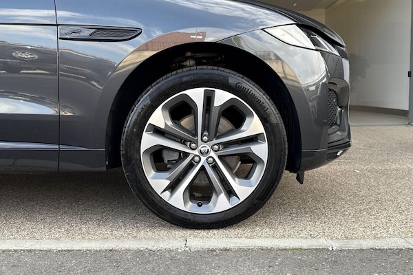 Used Jaguar F-Pace 2023 for sale - 75531598: Photo 16
