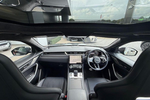 Used Jaguar F-Pace 2023 for sale - 75531598: Photo 3