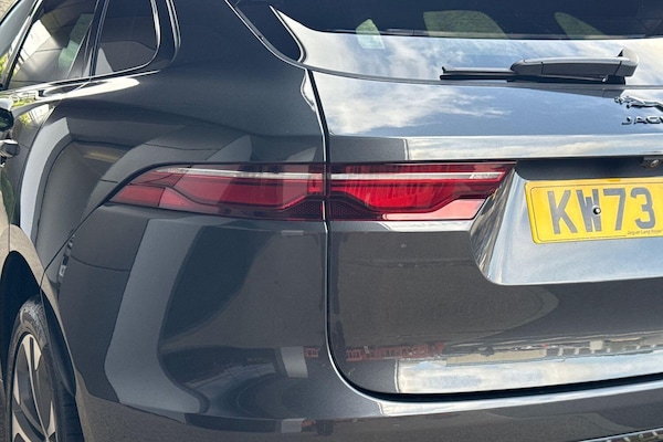 Used Jaguar F-Pace 2023 for sale - 75531598: Photo 40